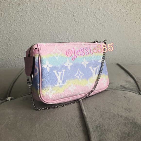 Louis Vuitton Mini Pochette Escale - Picture 3 of 3